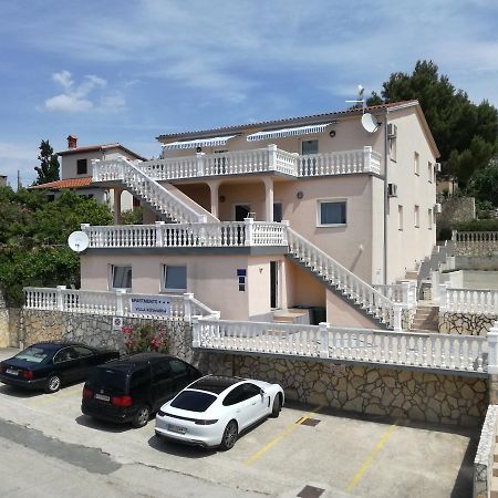 Apartments Villa Rosmarin Omišalj Εξωτερικό φωτογραφία