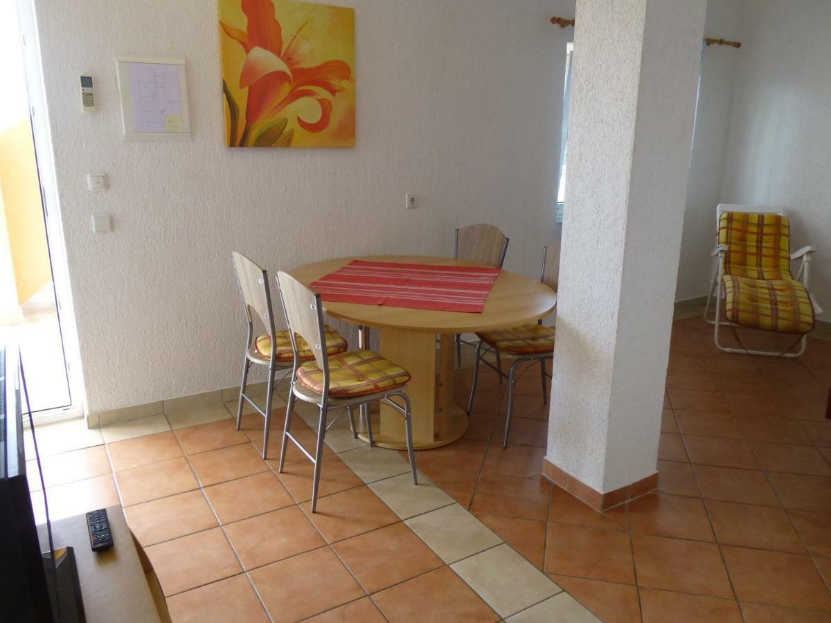 Apartments Villa Rosmarin Omišalj Εξωτερικό φωτογραφία